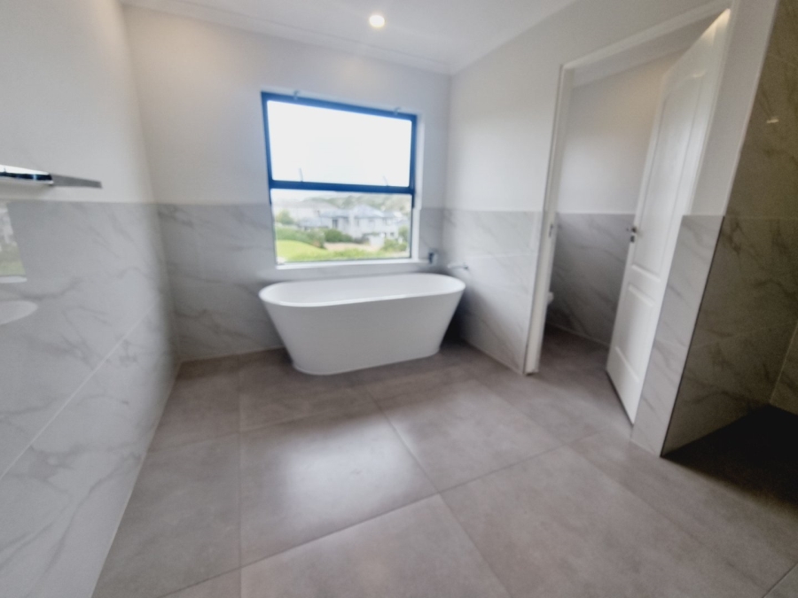 5 Bedroom Property for Sale in Sandown Western Cape